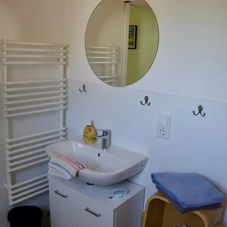 Semesterbostad Tiny House Im Sayntal